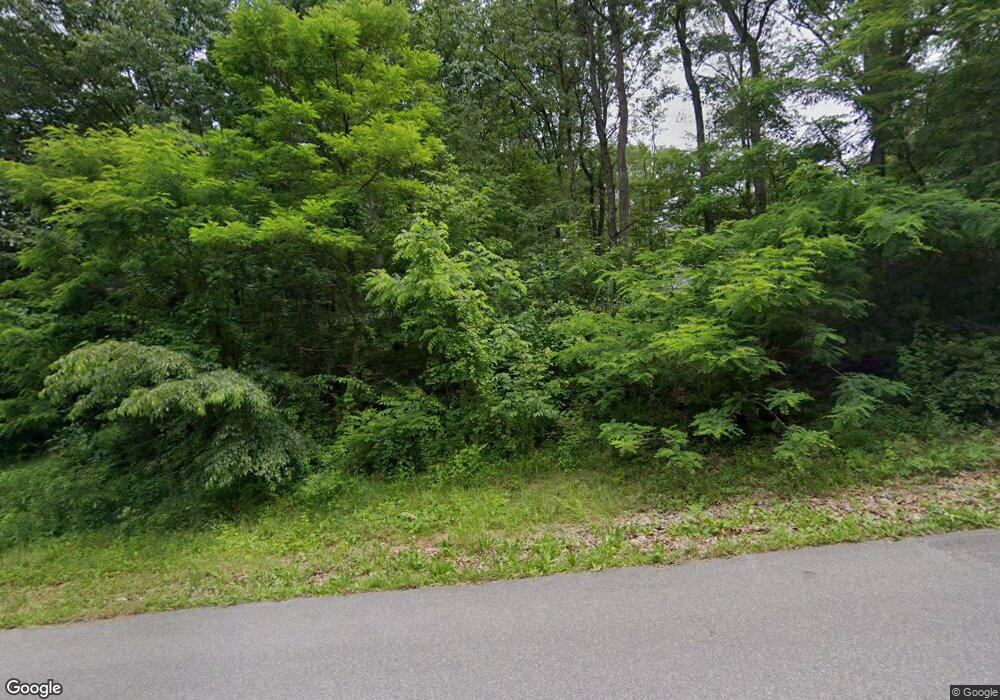 359 Lindman Dr, Chambersburg, PA 17202 - photo 1