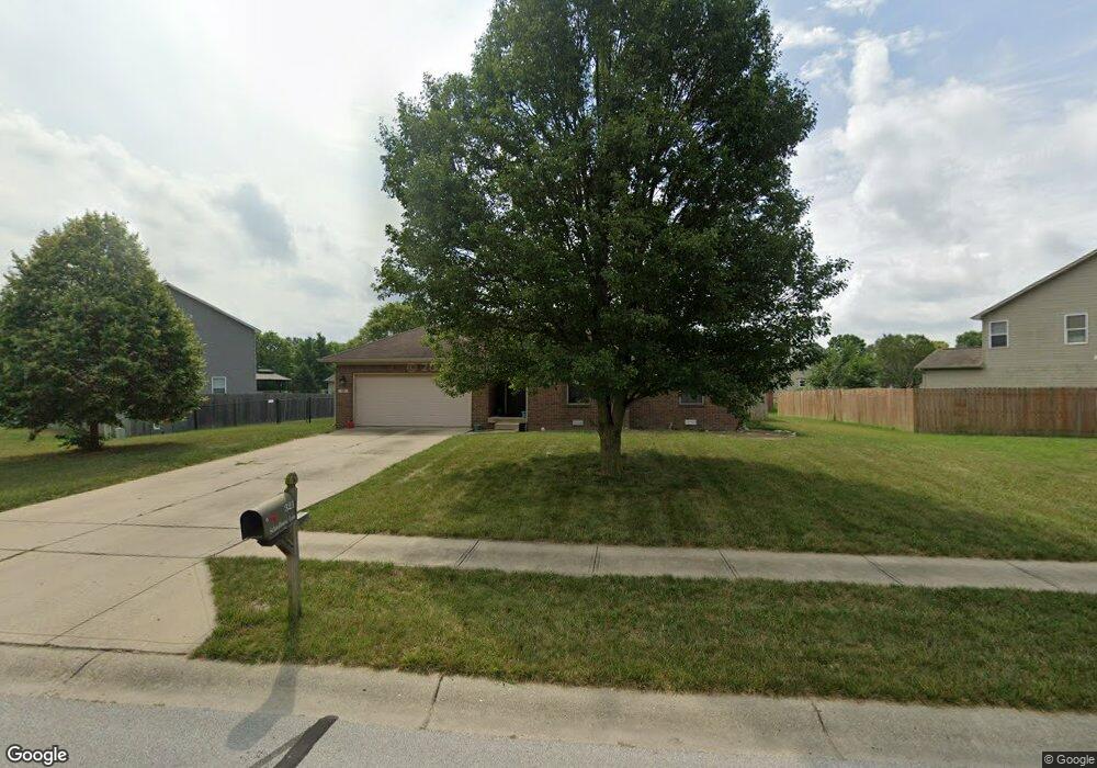 321 Schoolhouse Ln, Bargersville, IN 46106 - photo 1