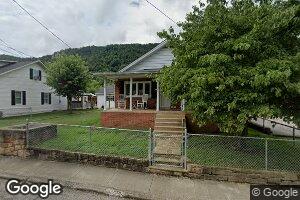 131 4th Ave, Glasgow, WV 25086