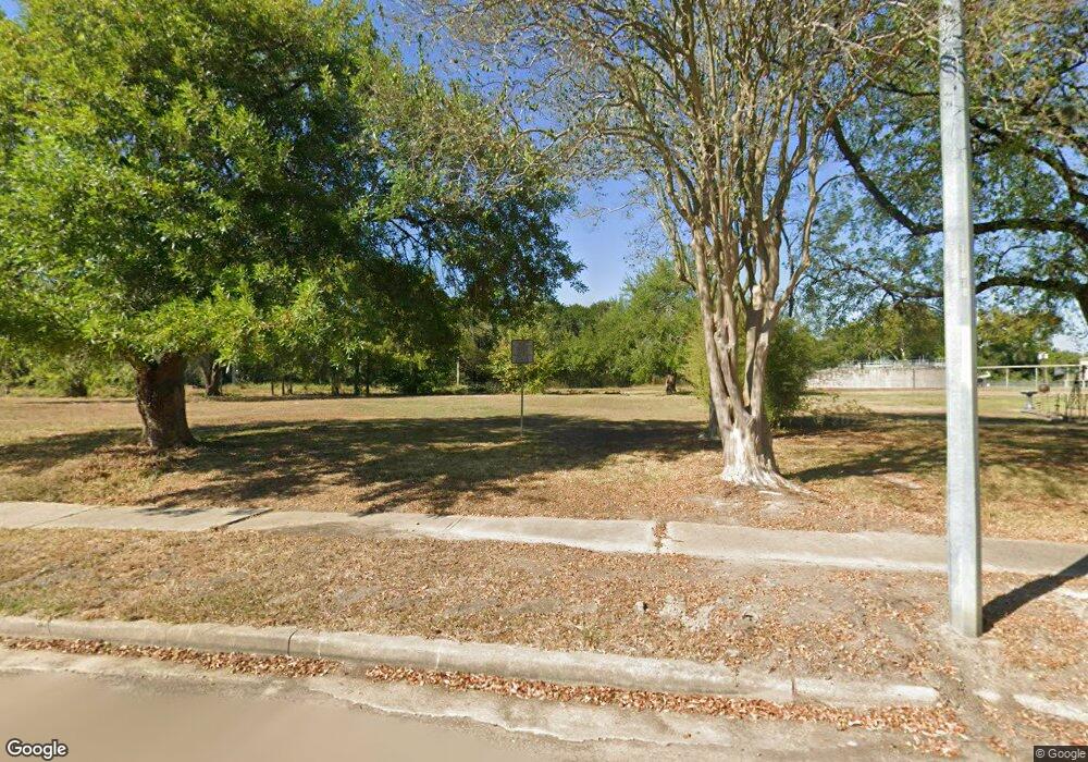 8046 Breezeway St, Houston, TX 77040 - photo 1
