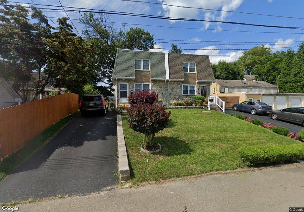 517 W Mulberry St, Kennett Square, PA 19342 - photo 1