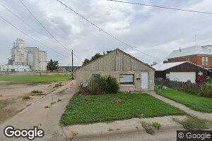 215 E 2nd St, Larned, KS 67550