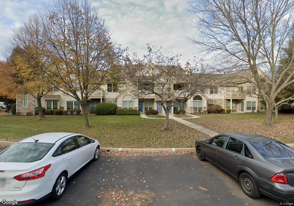 1704 Foxmeadow Cir unit 1704, Royersford, PA 19468 - photo 1