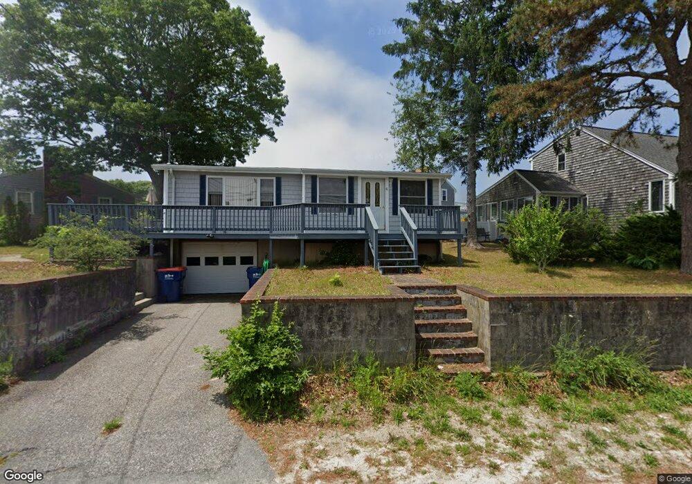 6 Gitche Gumee Rd, Buzzards Bay, MA 02532 - photo 1