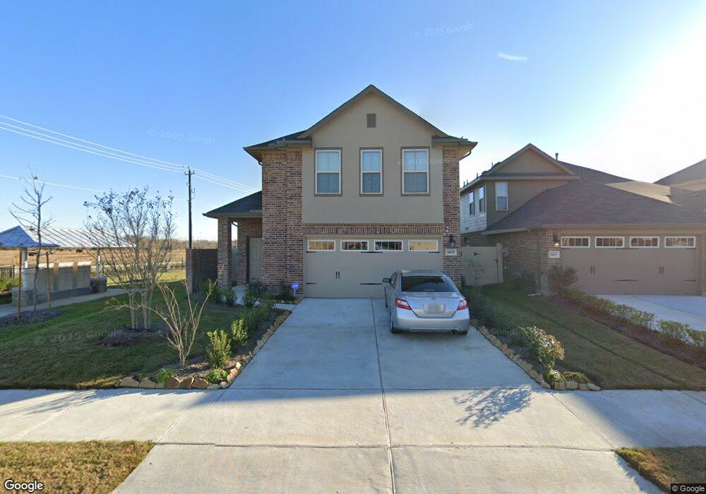 1405 Lake City Ln, Houston, TX 77047 - photo 1