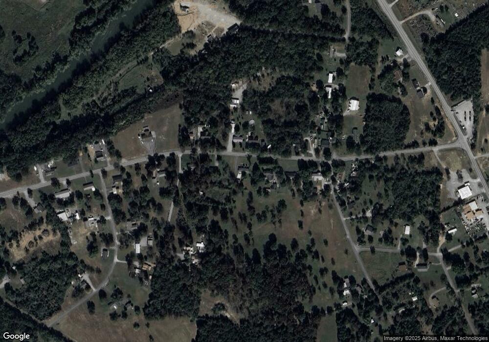 215 Woodland Dr, Shelbyville, TN 37160 - photo 1