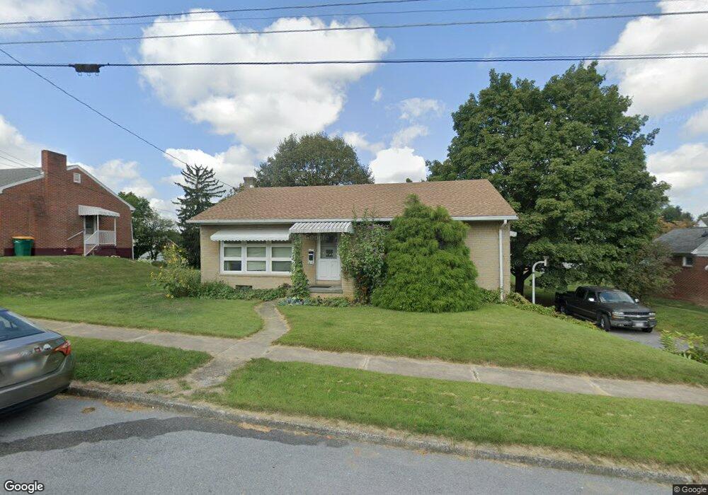 320 Harrison Ave, Waynesboro, PA 17268 - photo 1