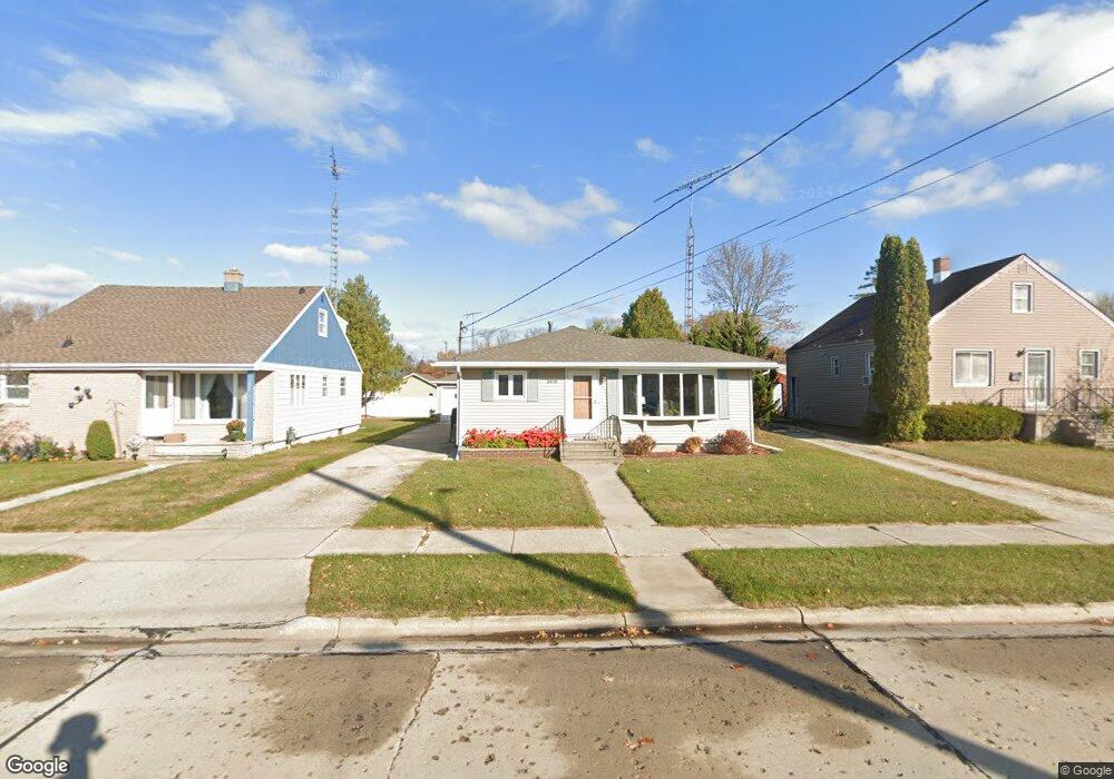 2818 11th St, Two Rivers, WI 54241 - photo 1