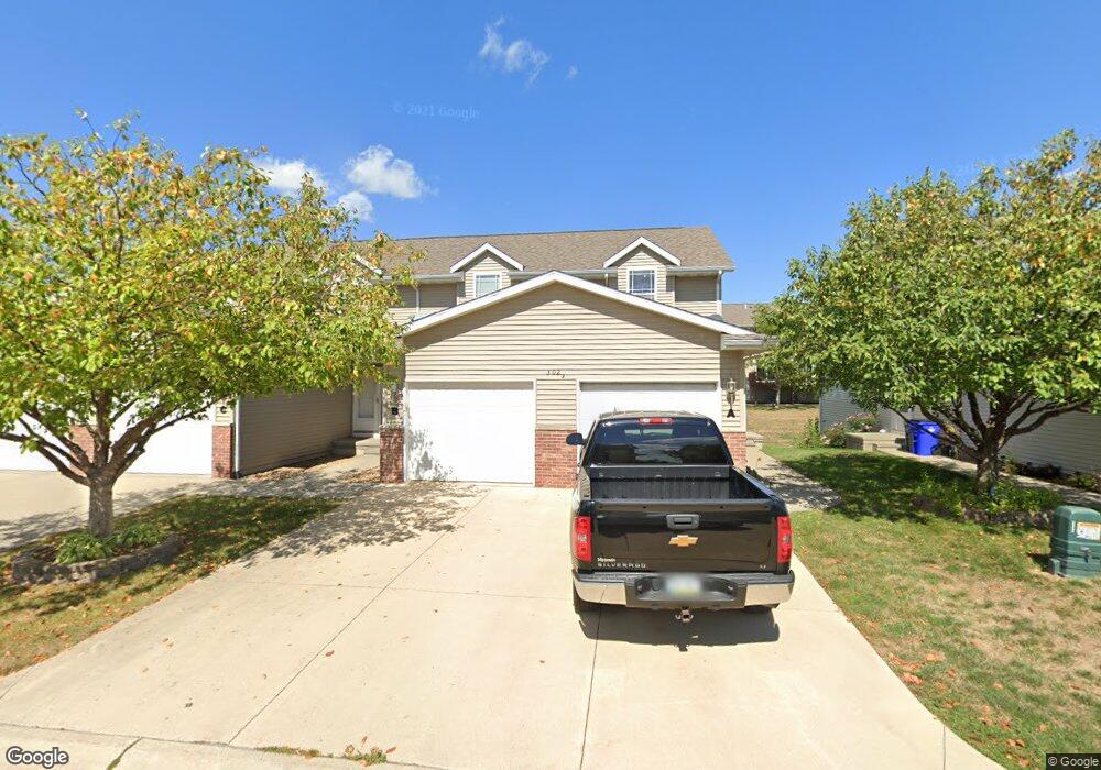 3020 Samuel Ct SW, Cedar Rapids, IA 52404 - photo 1