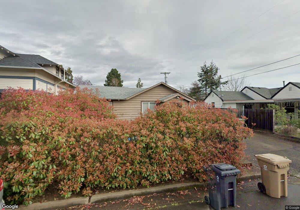 935 21st Ave SW, Albany, OR 97321 - photo 1