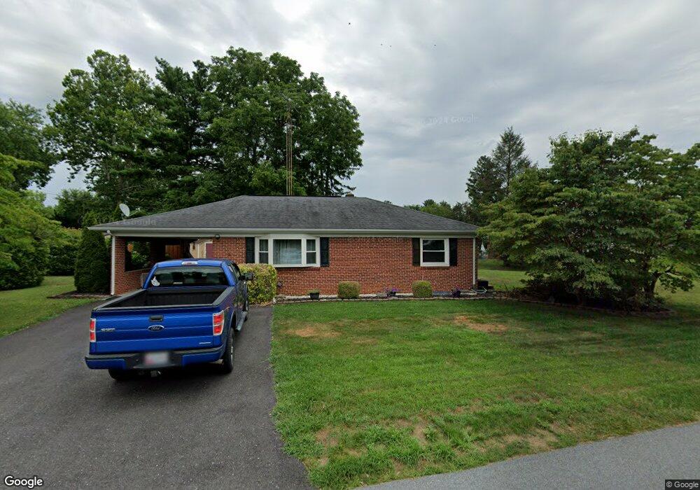 10723 Hoffman Dr, Williamsport, MD 21795 - photo 1