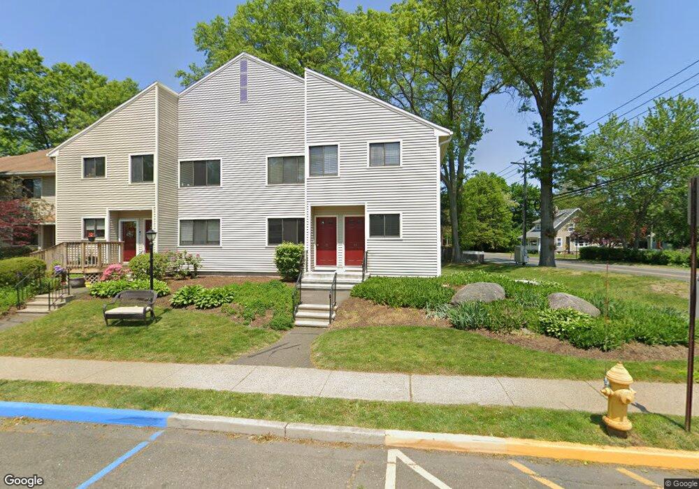 12 Lance Cir, Bridgeport, CT 06606 - photo 1