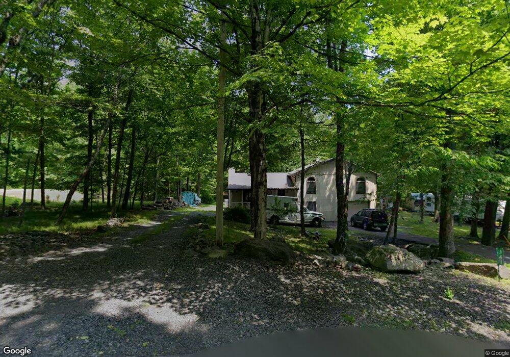 141 Rabbit Ct, Bushkill, PA 18324 - photo 1