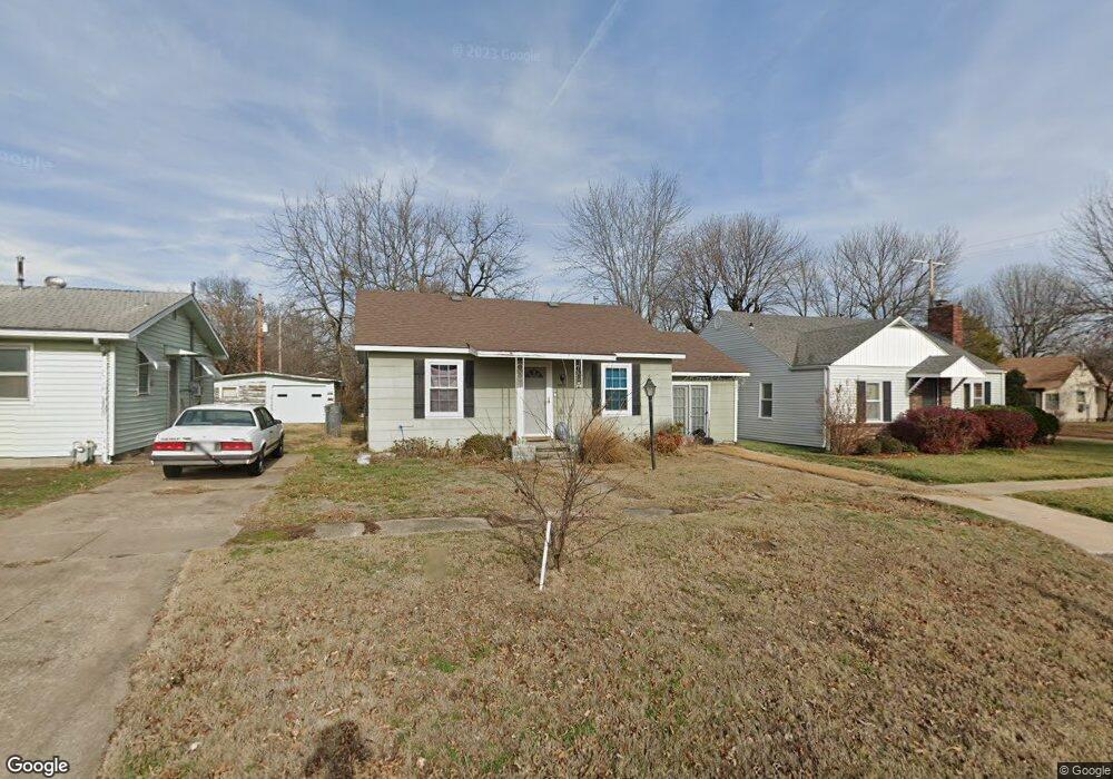 1505 Thornton Ave, Parsons, KS 67357 - photo 1