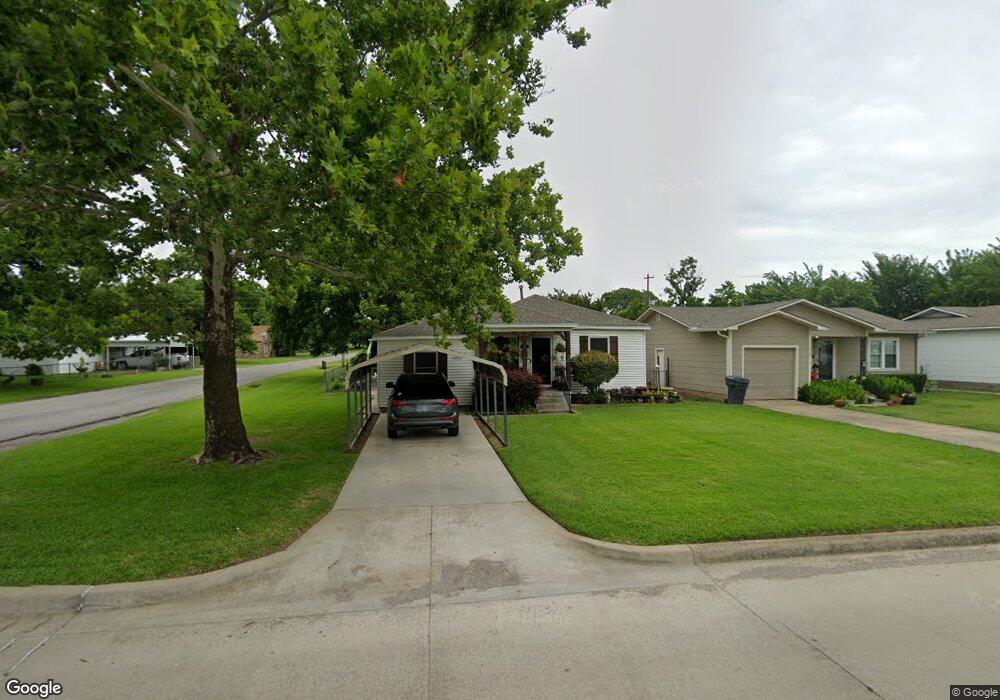 1521 7th Ave NW, Ardmore, OK 73401 - photo 1