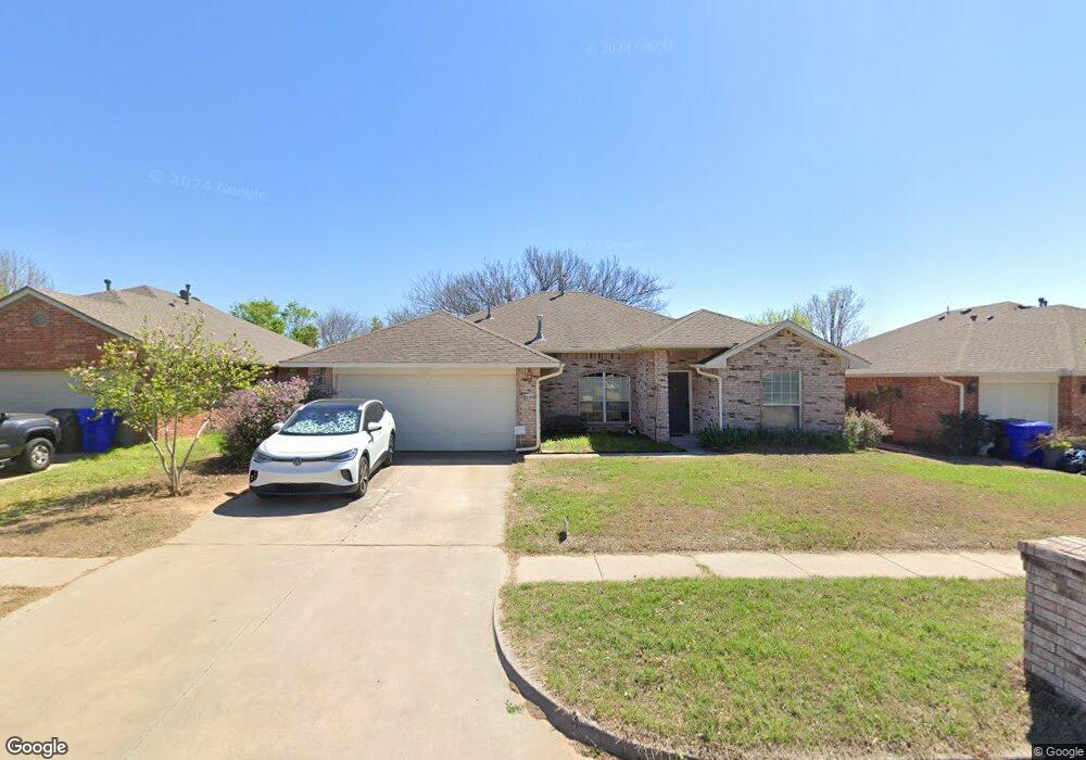 1120 Sparrow Hawk Dr, Norman, OK 73072 - photo 1