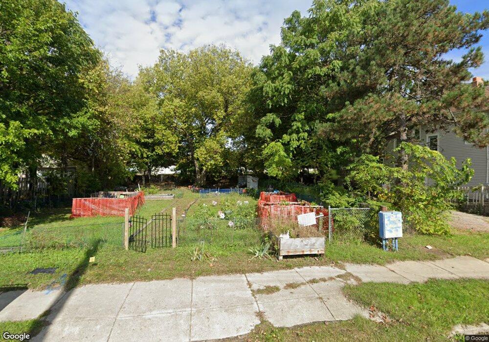 123 Garden St, Lansing, MI 48910 - photo 1