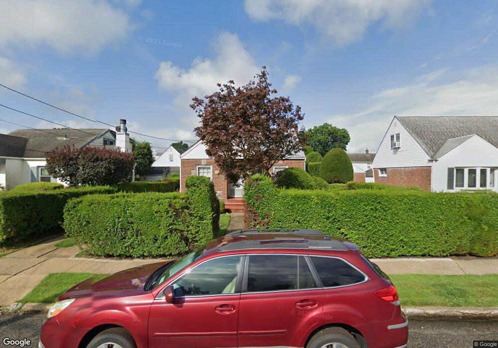 227 White Rd, Mineola, NY 11501 - photo 1