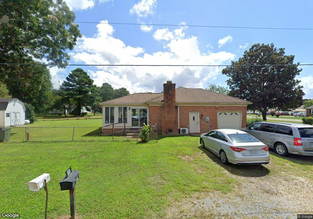 930 Bagby St, West Point, VA 23181 - photo 1