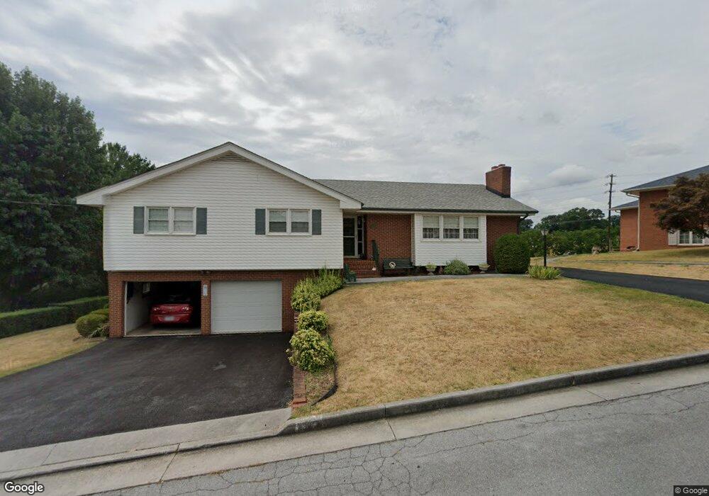 226 W 8th St, Front Royal, VA 22630 - photo 1