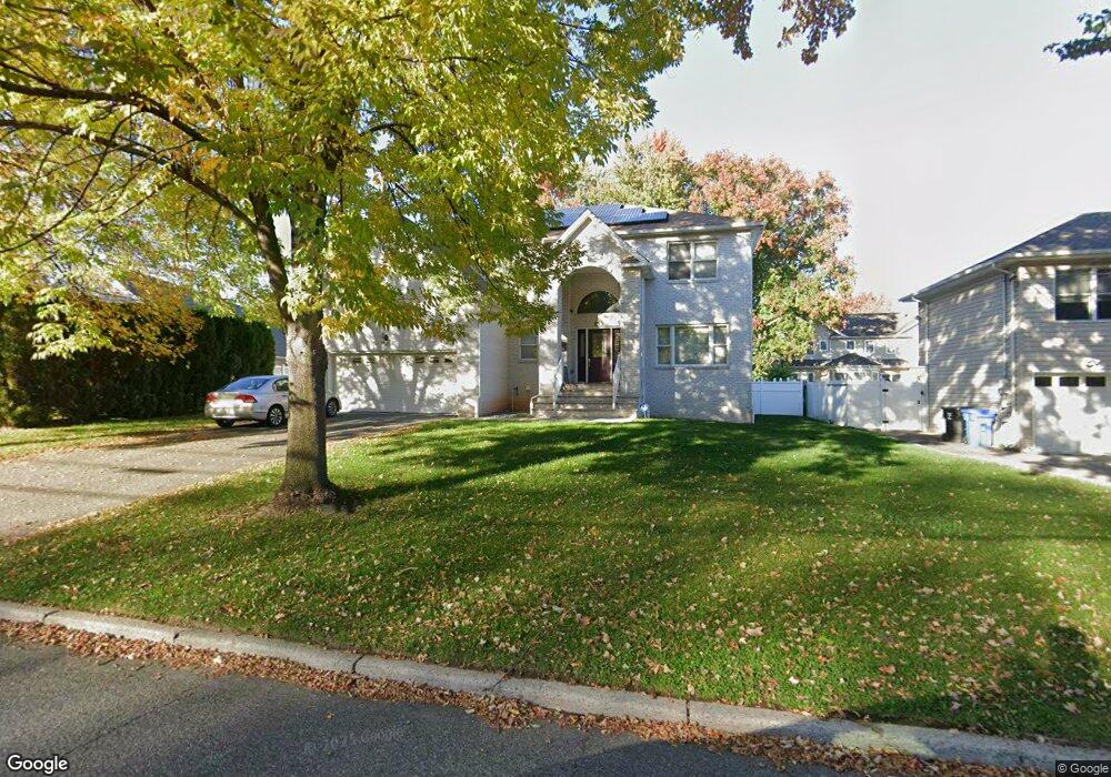 153 Brookfield Ave, Paramus, NJ 07652 - photo 1