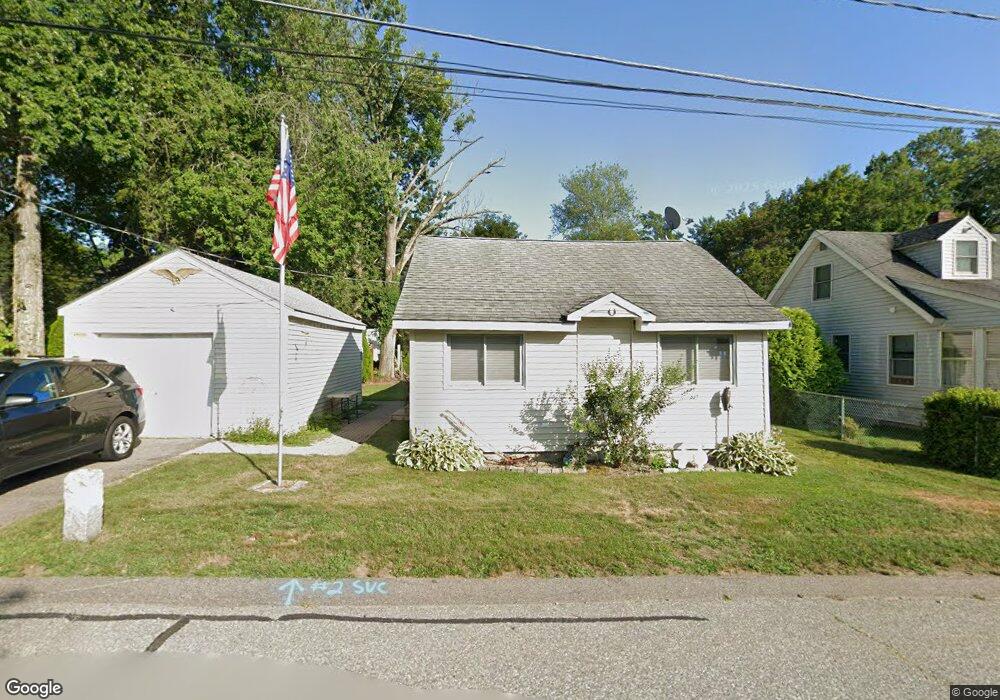 2 Lake Dr, Littleton, MA 01460 - photo 1