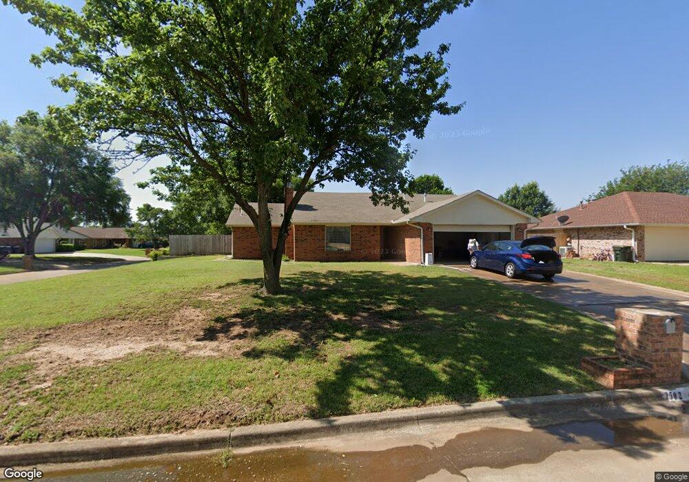 2502 Sue St, Duncan, OK 73533 - photo 1