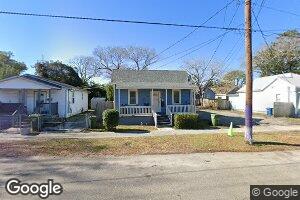114 S 11th St, Wilmington, NC 28401