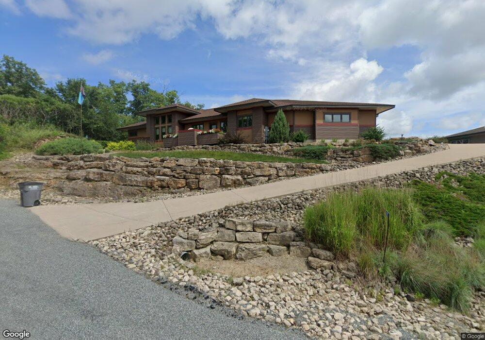 1935 Crescent Hills Dr, La Crescent, MN 55947 - photo 1