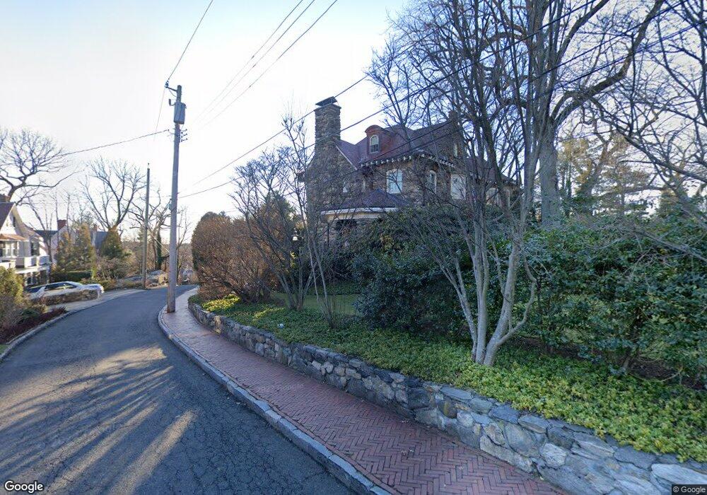 17 Park Ave, Bronxville, NY 10708 - photo 1