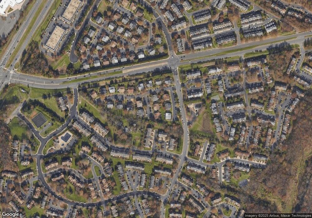 14009C Grumble Jones Ct, Centreville, VA 20121 - photo 1