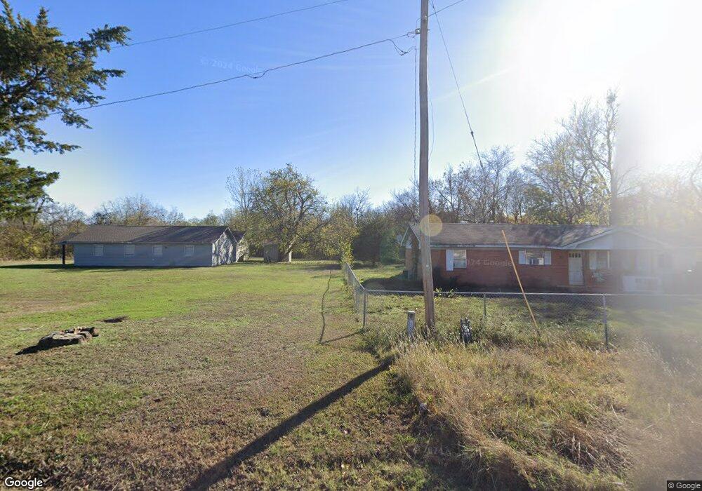505 W Osage St, Hugo, OK 74743 - photo 1