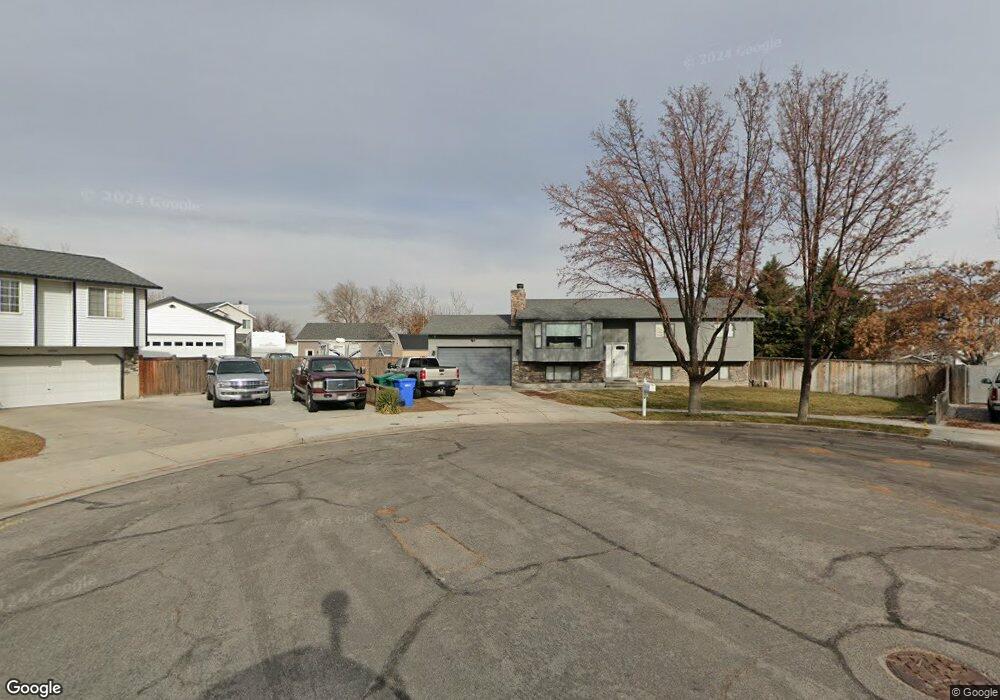 12711 S Bergen Cir, Riverton, UT 84065 - photo 1