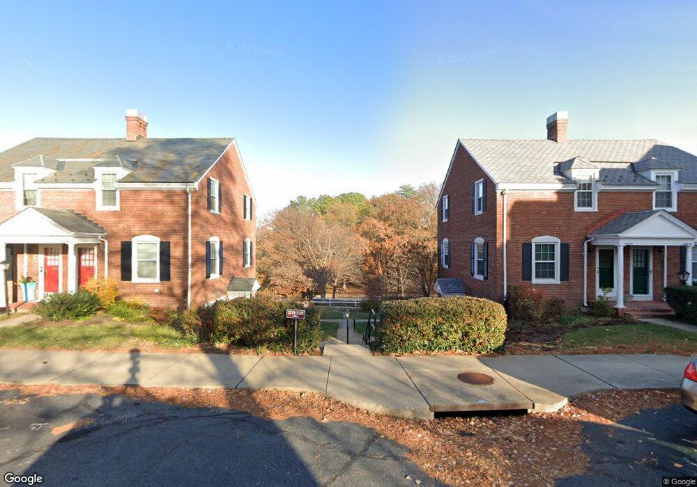 3317 S Wakefield St unit A, Arlington, VA 22206 - photo 1