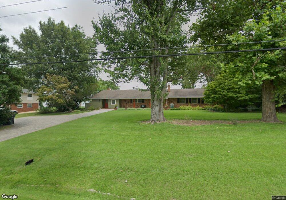 1209 Marl Bank Dr, Hopewell, VA 23860 - photo 1