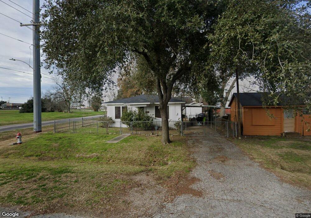 518 4th St, Rosenberg, TX 77471 - photo 1