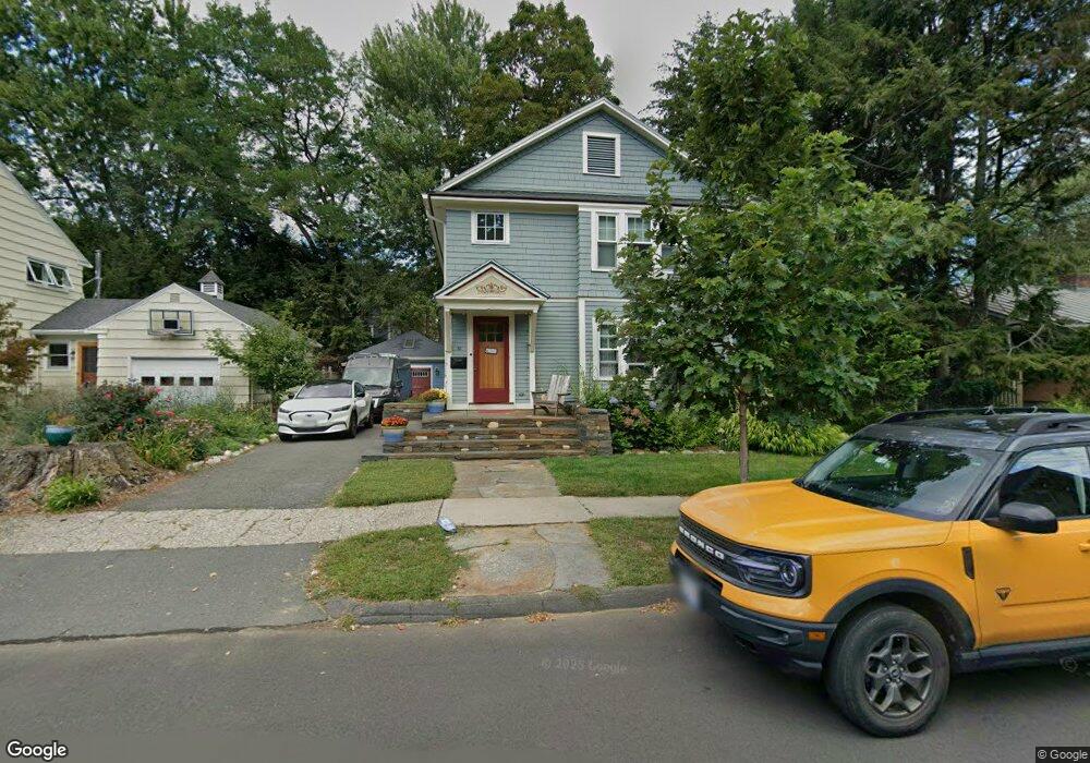 55 Maynard Rd, Northampton, MA 01060 - photo 1