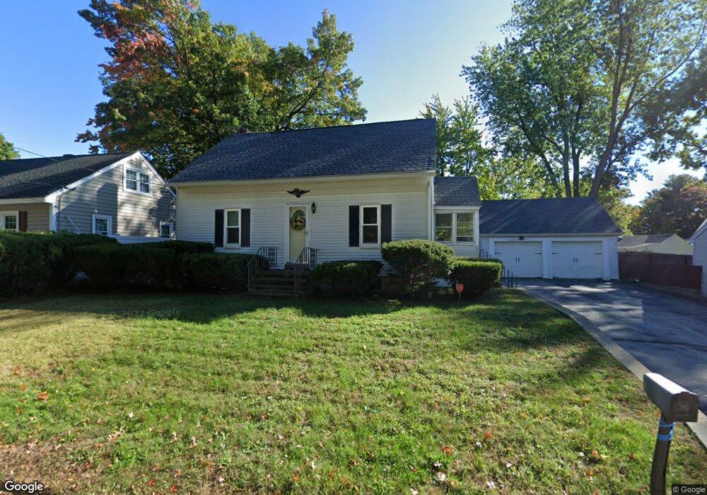 241 Laxson Ave, Manchester, NH 03103 - photo 1