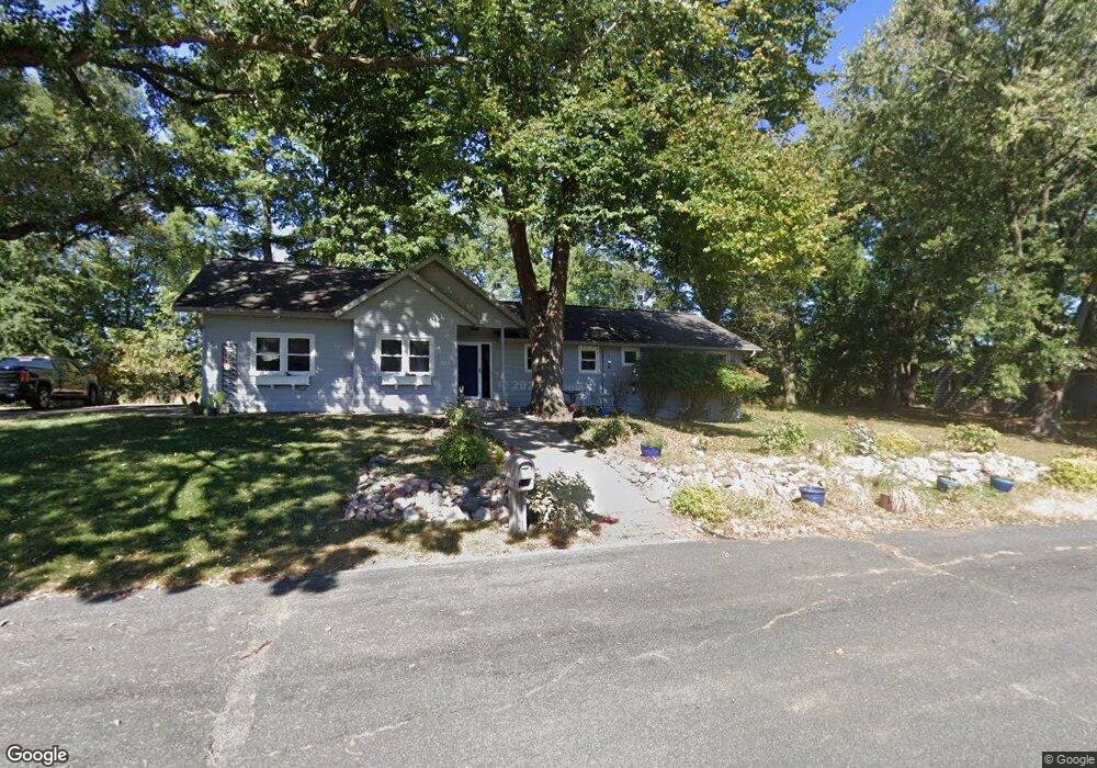 327 Shorewood Dr, Menomonie, WI 54751 - photo 1