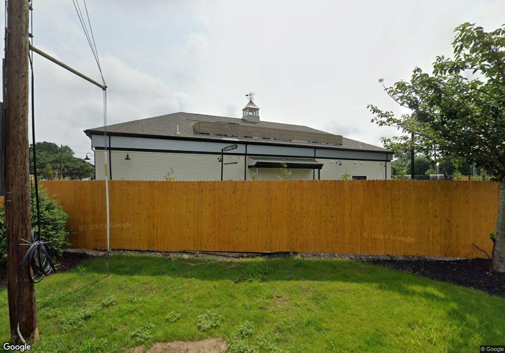 2055 Warwick Ave, Warwick, RI 02889 - photo 1