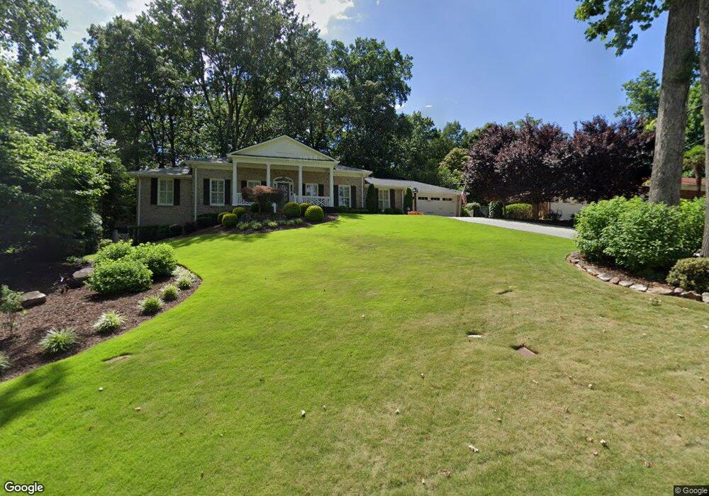 977 Richmond Hill Dr, Marietta, GA 30068 - photo 1