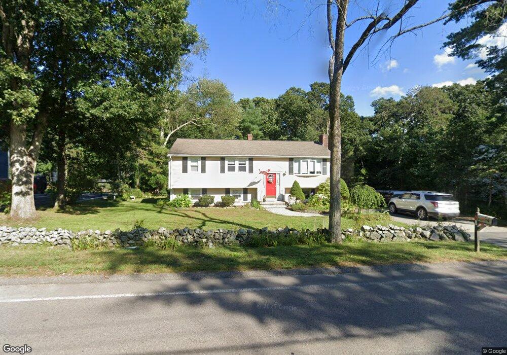 698 Norfolk St, Holliston, MA 01746 - photo 1
