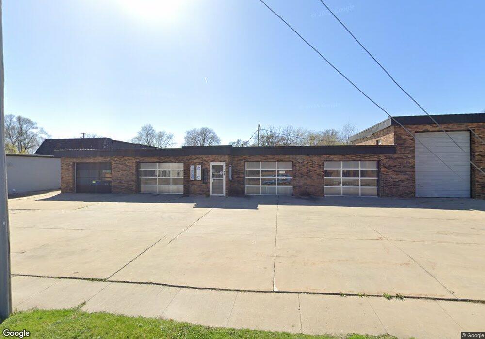 4820 SW 9th St, Des Moines, IA 50315 - photo 1