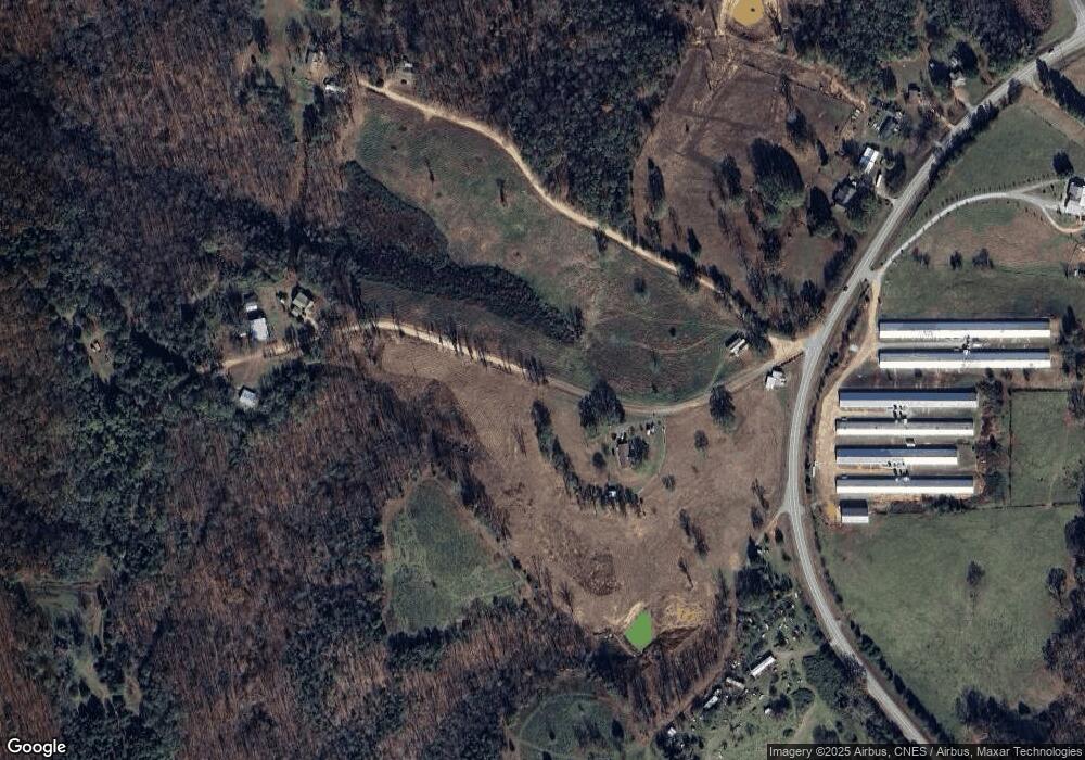 288 Roan Williams Rd, Royston, GA 30662 - photo 1