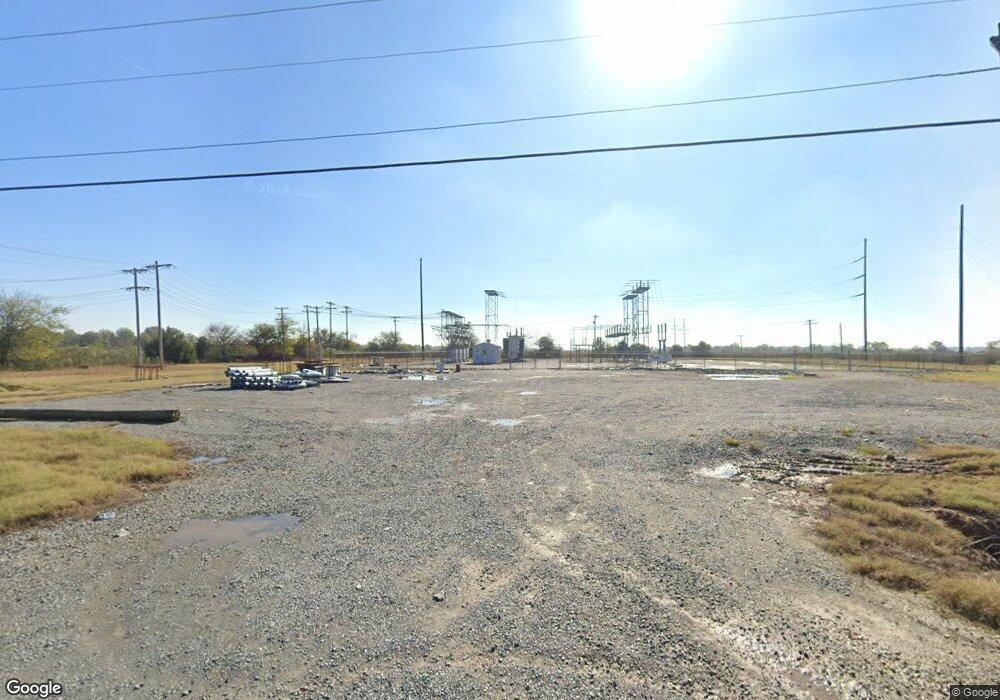 1037 Old England Hwy, Stuttgart, AR 72160 - photo 1