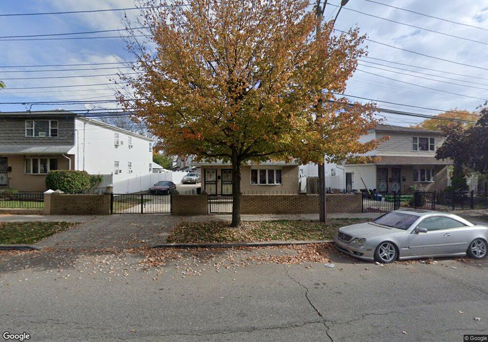 17512 Baisley Blvd, Jamaica, NY 11434 - photo 1