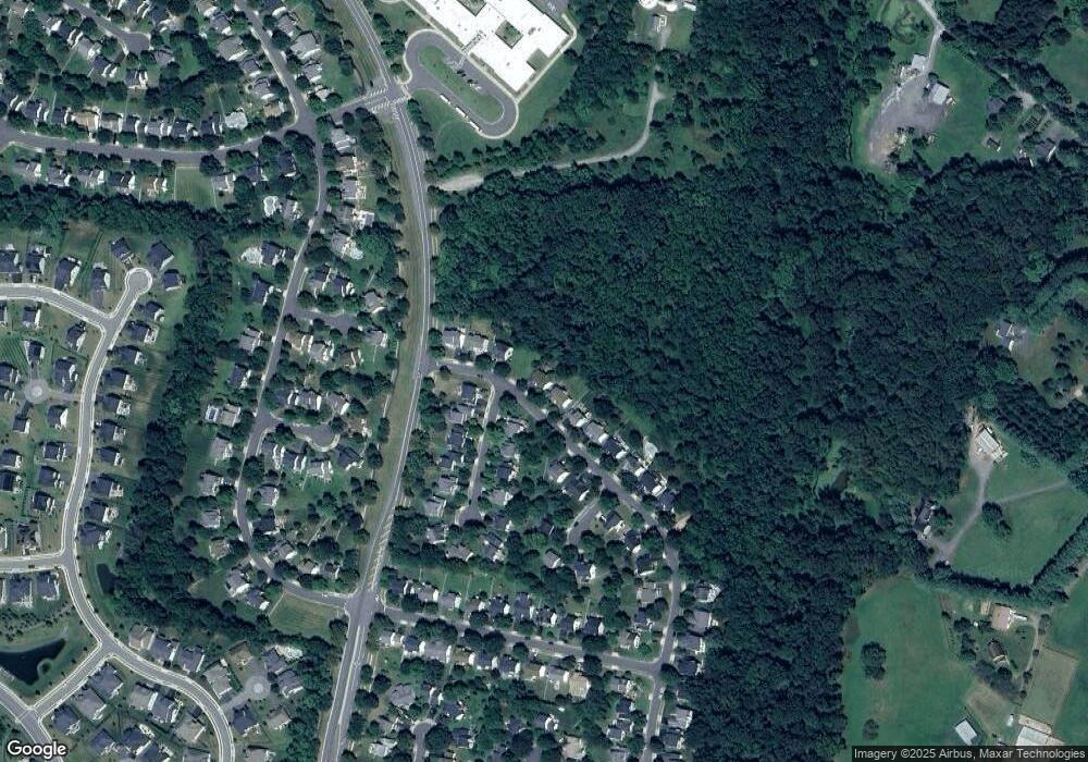 17256 Arrowood Place, Round Hill, VA 20141 - photo 1