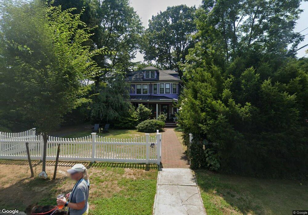 32 Sea Cliff Ave unit Upper, Sea Cliff, NY 11579 - photo 1