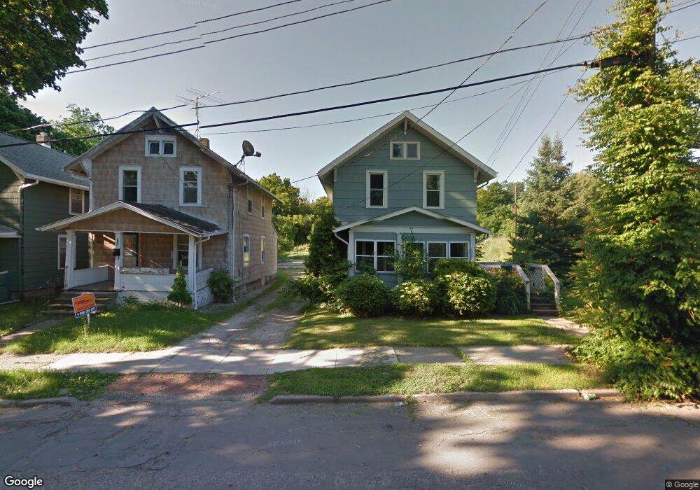 710 Beulah St, Lansing, MI 48910 - photo 1