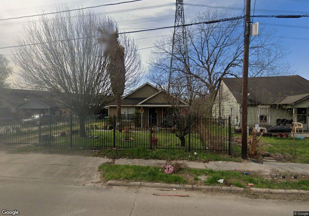 6317 W Hardy Rd, Houston, TX 77022 - photo 1